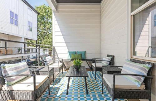 Walk to Vanderbilt and Belmont with Garage and Rooftop Deck - Foto 10