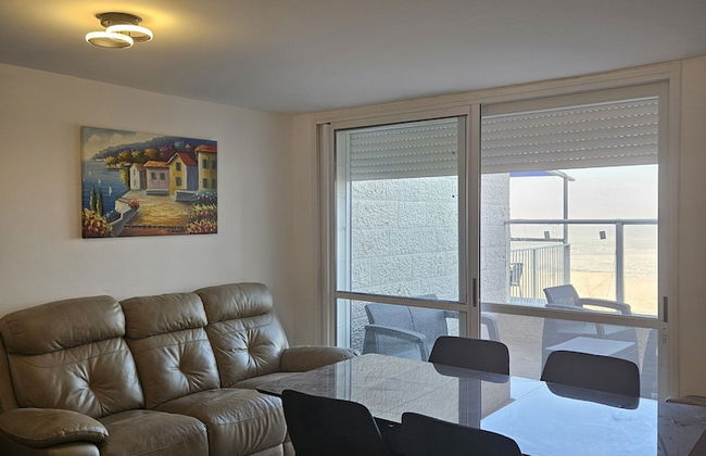 Luxury 1 BR Apartment Near the Dead Sea - Photo 12