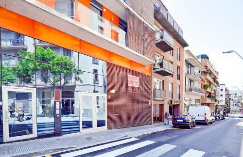 My Space Emirates - Spacious Apartments near the City Center - Photo 4