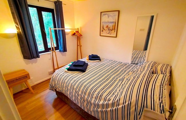 Rebels Retreat - 2-bed Chalet nr St Ives & Hayle - Foto 3