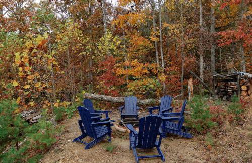 Arch Fun Cabin - Modern Cabin with Hot Tub, Games & Views - Foto 3