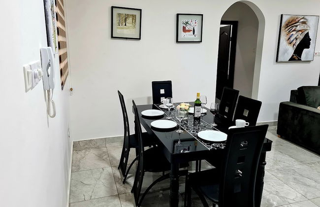 Gorgeous Quiet & Comfy Close to Highway - Foto 9