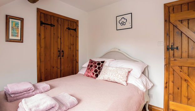 Granary Cottage - Luxury Barn Conversion - Photo 2, Chambre