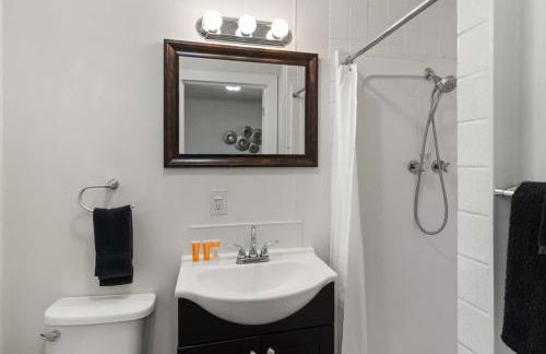 3 Combined Private Lakeside Studios - Upper Level - Foto 46