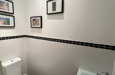 Idéal groupe tarif long séjour maison 4chambres 8lits 2salles de bain 3wc terrasse stationnement gratuit - Foto 22