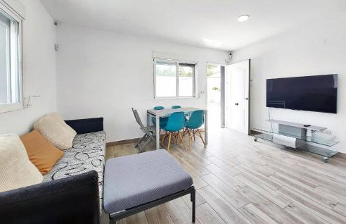 Amazing Home In Turís - Photo 3