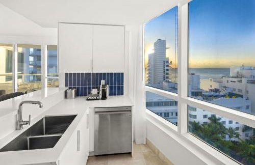 Fontainebleau Hotel Ocean View Fits 6! 1 BED/2 BA - Photo 14