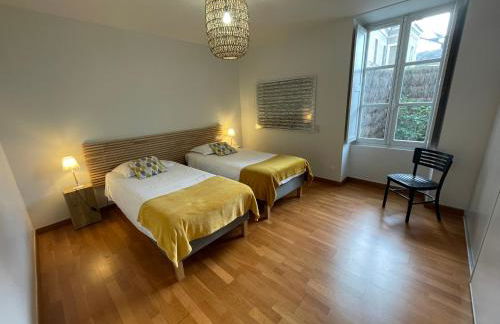 Le Grenier à Sel d'Amboise 5 pers PMR, parking privé, terrasse, maison historique - Foto 10