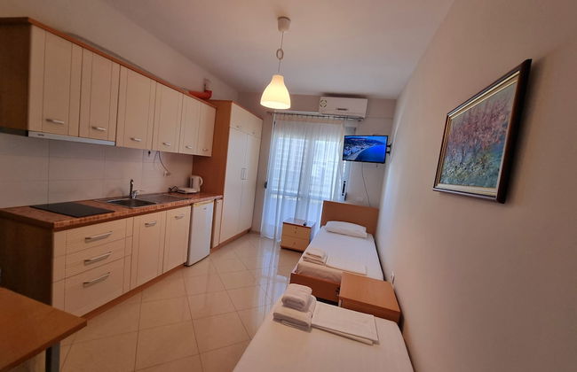 Thoma's K Studios - Photo 35