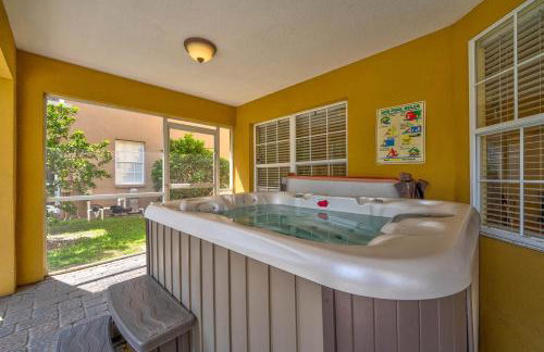 Vista Park Family Retreat with Pool - Foto 36