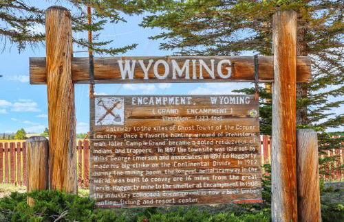 Mountain-View Log Cabin in Wyoming Wilderness - Foto 28