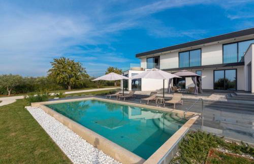Villa Nura for 8 persons near Poreč with 36 m2 heated pool, with sauna & sea view - Foto 23