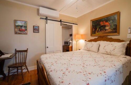 Sleeps 2 Private Entrance, Spa Tub, Near Casino - Foto 9