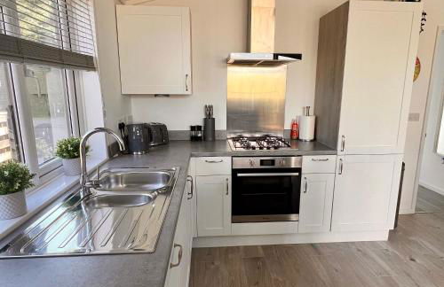 Rolo's Lakeside Lodge With Hot Tub & Hi-Speed Wifi - Foto 21