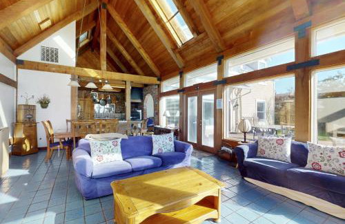 Large Oceanfront Bluff Home - Hot Tub Kids Room - Foto 9