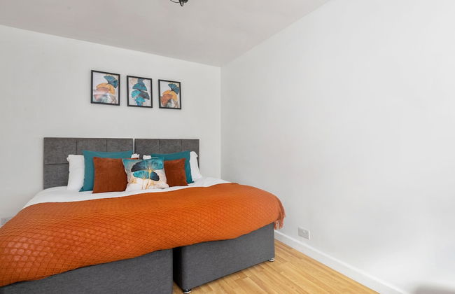 Hale Lodge, Beautiful 3 BR Home With Free Parking - Foto 6