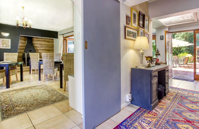 Lush Suburban Paradise - Deluxe Unit - Foto 19