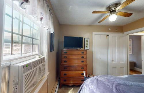 Provincetown Bliss - Photo 14