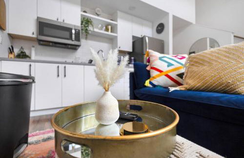 Austin Stylish Studio - Foto 40