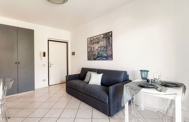 Tiny Blue - Photo 15