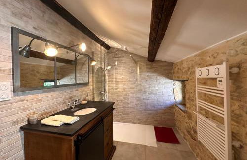 BERGERIE rénovée avec piscine chauffée et terrain clôturé - Foto 46