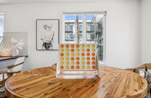 Nashville Townhouse with Rooftop & Modern Comfort - Foto 22