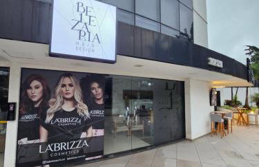 EDIFÍCIO ESSENCIALE PREMIER, 34º ANDAR, VAZADO, DE FRENTE A ENTRADA DO FLAMBOYANT SHOPPING, COM ESTACIONAMENTO GRÁTIS, COZINHA, FECHADURA ELETRÔNICA, WI-FI, TV COM ROKU, PISCINA, LAVANDERIA SEM CUSTO ADICIONAL By REI DOS FLATS - Foto 7