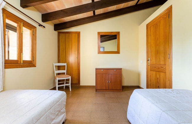 Nice Villa With Private Pool - Photo 3