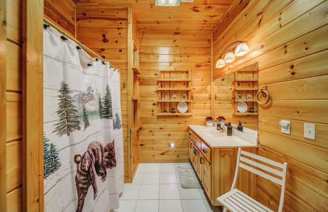 Treetop Oasis - Photo 17