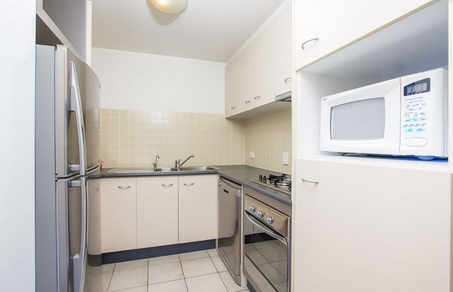 Republic Apartments - Photo 29