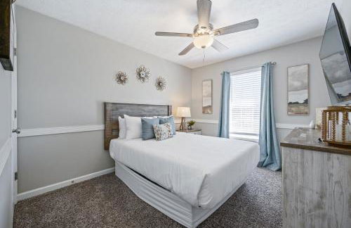 Plan A Trip To The Lake In This Open Air Cozy Home - Photo 26