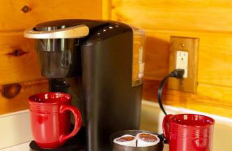 Cabin in the Woods - Hot Tub, Fire Pit, BBQ - Foto 7