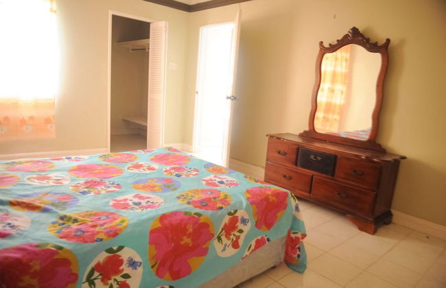 Serenity Vacation Home - Foto 17