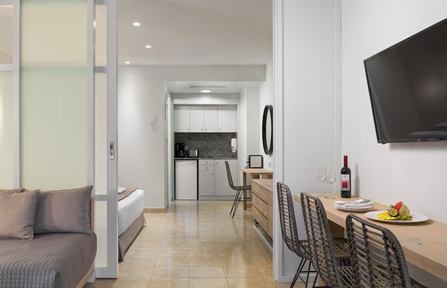 Sun Beach Resort - Photo 42