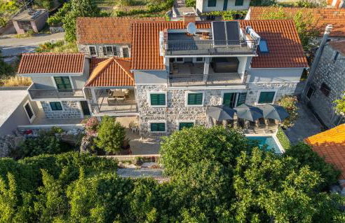 Lovely Home In Ostrvica - Photo 2