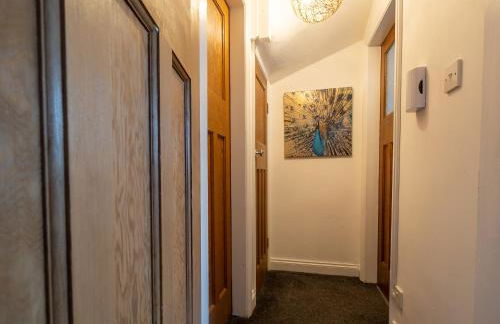 Luxury ground floor modern flat close to city with free parking - Photo 11