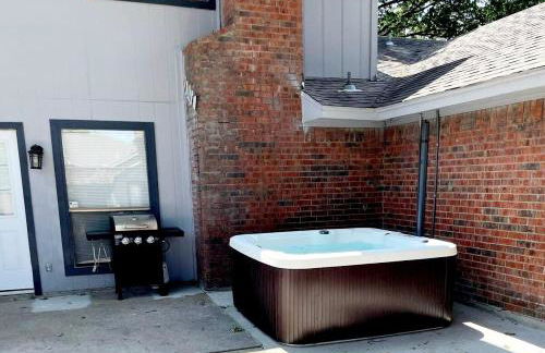 Hot Tub, 4BR with pool table, Pingpong, Air Hockey - Foto 13
