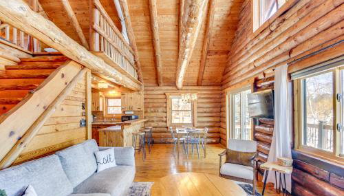 Lakefront Park Rapids Cabin with Decks and Boat Dock! - Foto 5