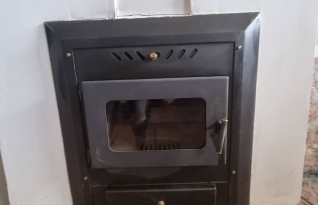 1 Bed Homey Two Floor Apartment - 200mbps Wi-fi! - Photo 34