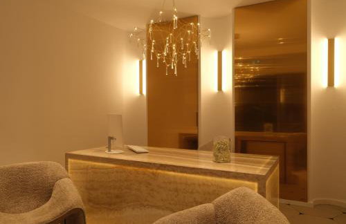 Golden Luxury Suites - Foto 28