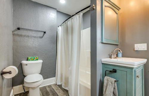 Walk to Dtwn Green Lake Peaceful Getaway with Porch - Foto 13