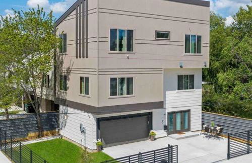 Private Entry Luxury Apartment in Central Location - Foto 1