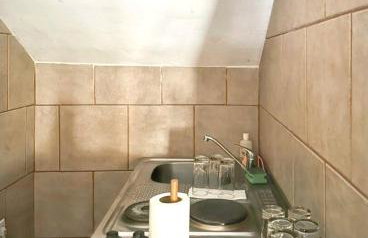 Idyllic House in Kutina with Enclosed Garden - Foto 11