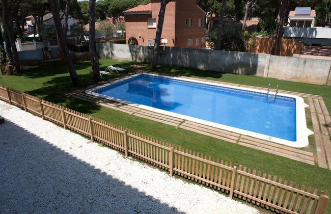 SG Marina 54 Apartments - Photo 21