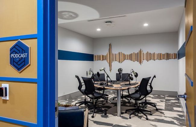 Mint House Nashville – The Gulch – Division St - Foto 61