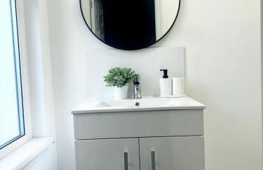 Spacious 4Bedroom - 10mins to London Bridge with Parking & Garden - Foto 27