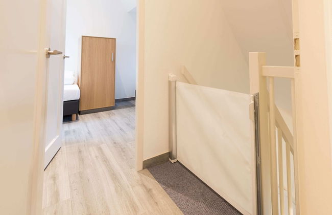 Cozy Group Stay w/ Fireplace - Foto 22