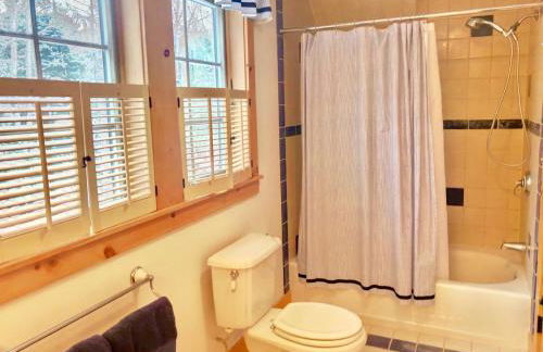 FL Quintessential LAKE HOUSE close to Bretton Woods Santas Village and Forest Lake State Park - Foto 18