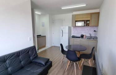 Conforto e segurança ao lado da estação de metrô prox Centro AP08 - Photo 2