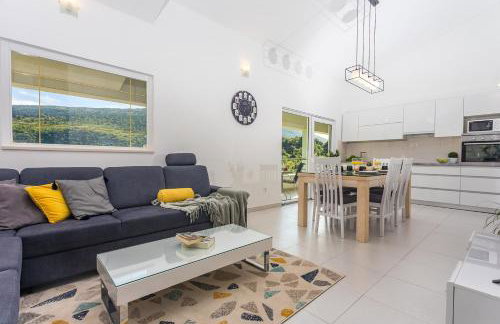 VILLA SKURA private heated pool 32m2, summer kitchen, 4 bedrooms, garden - Photo 14